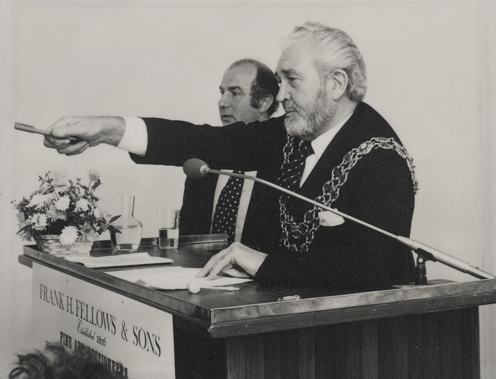 Antony Fellows and the Lord Mayor of Birmingham at one of their auctions.