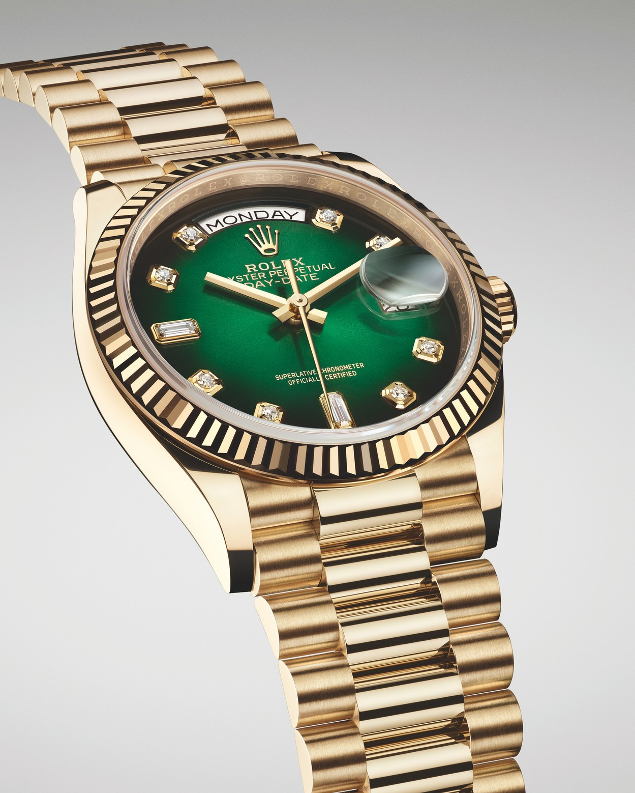BREAKING NEWS: Rolex replaces its Black 